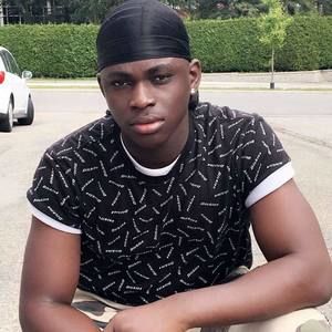 Meet your Posher, Landry